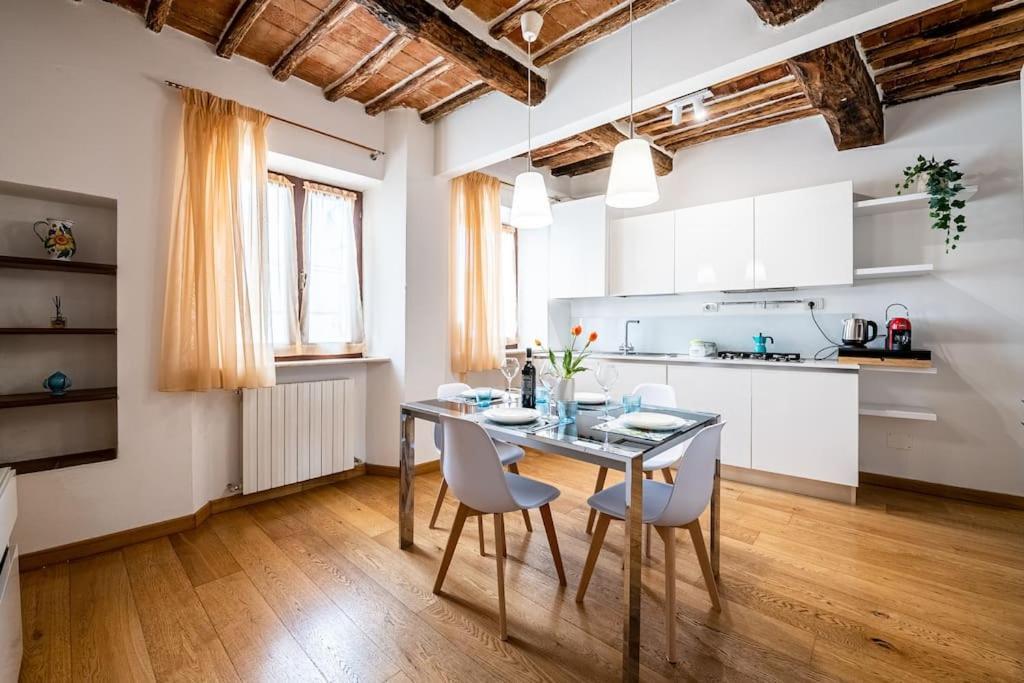 Suite 35 Nel Centro Storico Di Siena In The Historic Center Of Siena Eksteriør bilde